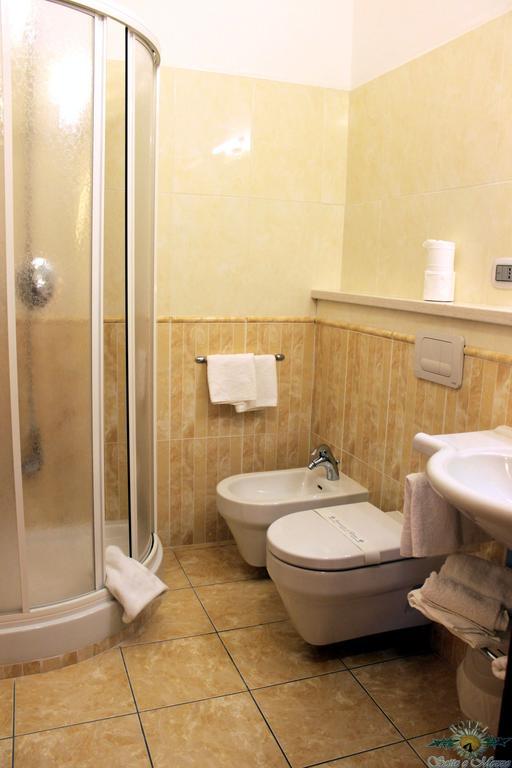 Castelluccio Superiore Hotel Sette E Mezzo חדר תמונה